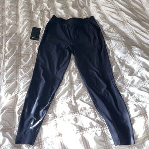 Men’s Lululemon In Mind Pant 30”
